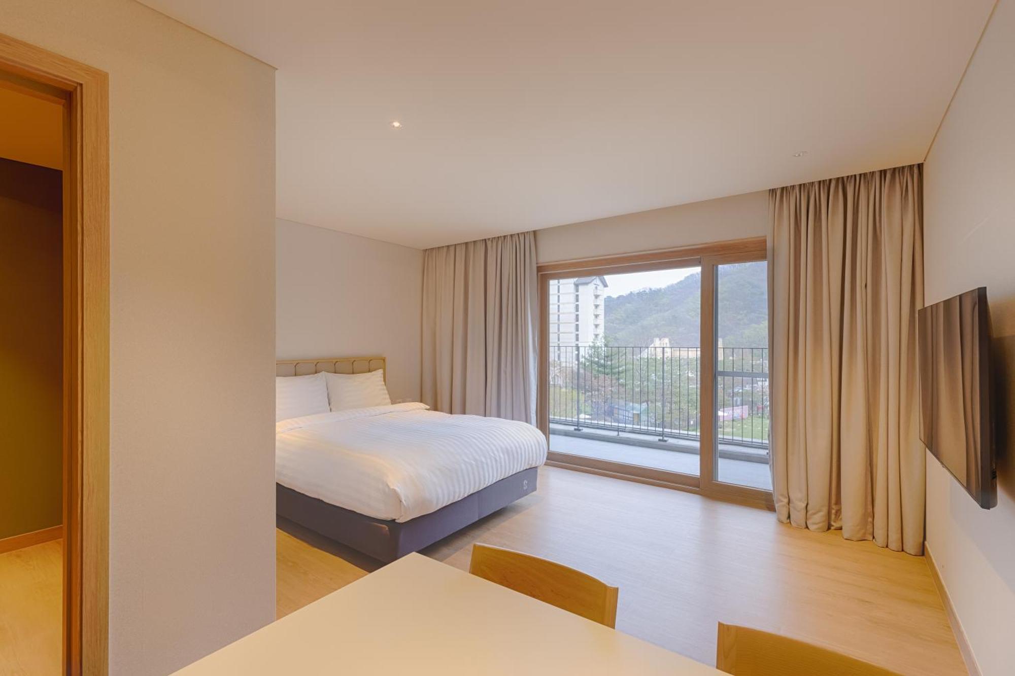 Hotel Sono Calm Vivaldipark Hongcheon Esterno foto