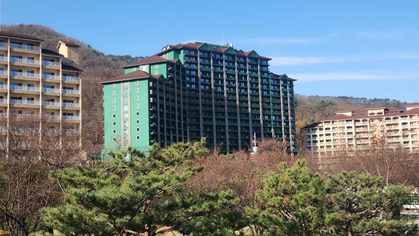 Hotel Sono Calm Vivaldipark Hongcheon Esterno foto